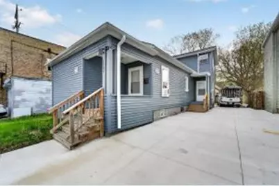 1307  Center St, Racine, WI 53403 - Photo 1