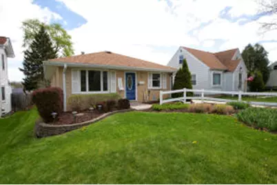 1326 S 122nd St, West Allis, WI 53214 - Photo 1