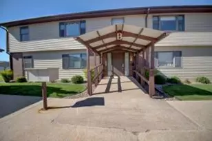 730 10th Ave, Onalaska, WI 54650 - Photo 1