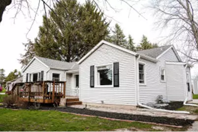 3014  Green Bay Rd, Port Washington, WI 53074 - Photo 1