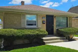 4052 N 87th St, Milwaukee, WI 53222 - Photo 1