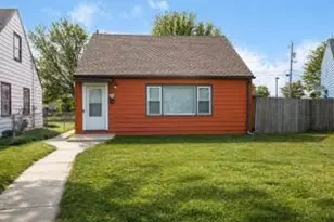 2619 W Linwal Ln, Milwaukee, WI 53209 - Photo 1