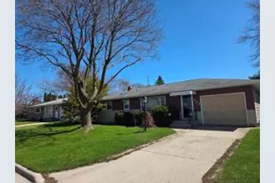 425  Bishop Ave, Plymouth, WI 53073 - Photo 1