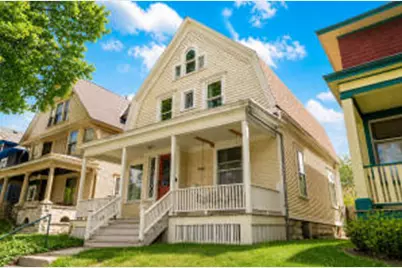 948 N 34th St, Milwaukee, WI 53208 - Photo 1