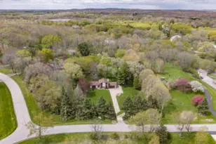 W296N575 Bryn Dr, Delafield, WI 53188 - Photo 1