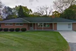 2341 W Daphne Rd, Glendale, WI 53209 - Photo 1