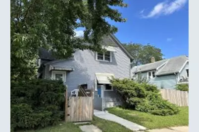 3130 W Cameron Ave #3130A, Milwaukee, WI 53209 - Photo 1