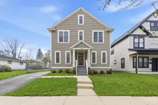 2367 N Dr William Finlayson St, Milwaukee, WI 53212 - Photo 1