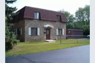 1505 S Carriage Ln, New Berlin, WI 53151 - Photo 1