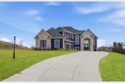 N87W25037  Bay Ct, Lisbon, WI 53089 - Photo 1