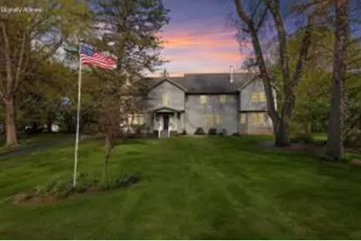 W329N4072  Lakeland Dr, Nashotah, WI 53058 - Photo 1