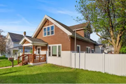 1402  George St, La Crosse, WI 54603 - Photo 1