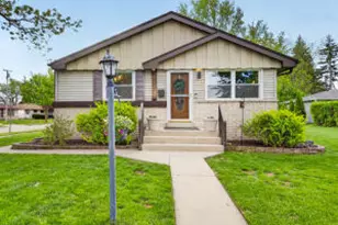 1801 W Kimberly Ave, Milwaukee, WI 53221 - Photo 1