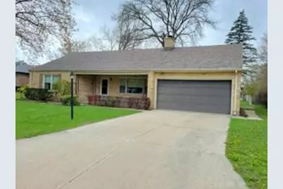 7275 N Navajo Ave, Glendale, WI 53217 - Photo 1