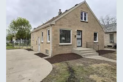 4823 N 51st Blvd, Milwaukee, WI 53218 - Photo 1