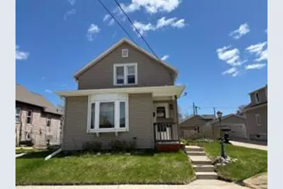 909 S 25th St, Manitowoc, WI 54220 - Photo 1
