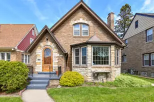 5618 W Auer Ave, Milwaukee, WI 53216 - Photo 1