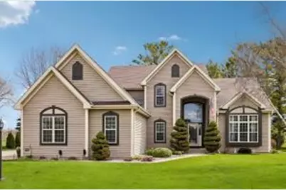 238 E Redding Cir, Belgium, WI 53004 - Photo 1