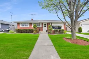 1615 17th Ave, Kenosha, WI 53140 - Photo 1