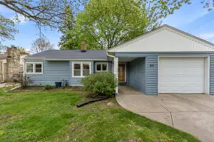 811 N Hine Ave, Waukesha, WI 53188 - Photo 1