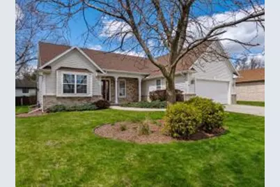 4721 W Whitetail Ct, Manitowoc, WI 54220 - Photo 1