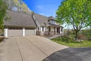 501 Drumlin Cove, Slinger, WI 53086 - Photo 1