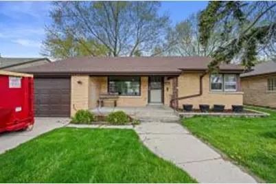 5629 S Quality Ave, Cudahy, WI 53110 - Photo 1