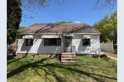 1615  31st St, La Crosse, WI 54601 - Photo 1