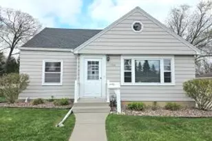 1288 Marian Ln, Green Bay, WI 54304 - Photo 1