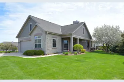 N114W17862  Blackstone Ct, Germantown, WI 53022 - Photo 1