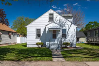 1809  19th St, La Crosse, WI 54601 - Photo 1
