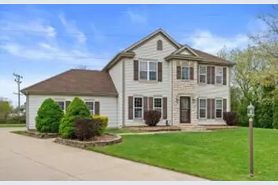7589 S Pacific St, Franklin, WI 53132 - Photo 1