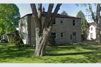 1236 S 124th St, West Allis, WI 53214 - Photo 1