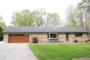 N64W34206 Bayview Rd, Oconomowoc, WI 53066 - Photo 1