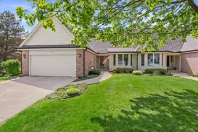 625 S Stonehedge Dr, Brookfield, WI 53045 - Photo 1