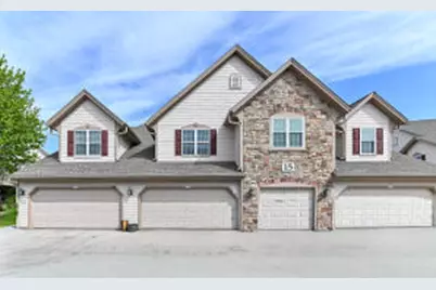 2274 W Vista Bella Dr, Oak Creek, WI 53154 - Photo 1