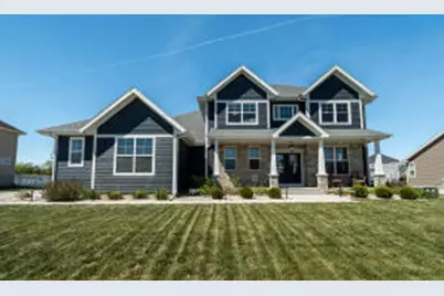 7852 W Preserve Pkwy, Mequon, WI 53097 - Photo 1