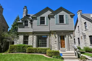 4471 N Ardmore Ave, Shorewood, WI 53211 - Photo 1