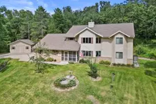 W361S4901 Wildflower Ct, Ottawa, WI 53118 - Photo 1