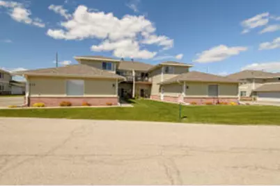 346  Brookside Dr, Mayville, WI 53050 - Photo 1