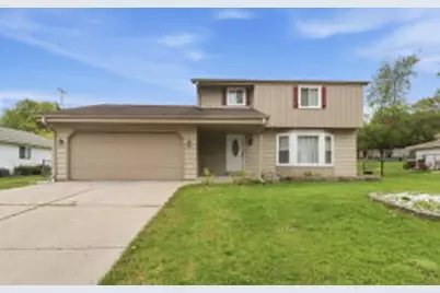 435 E Golden Ln, Oak Creek, WI 53154 - Photo 1