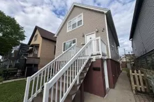 2446 S 17th St, Milwaukee, WI 53215 - Photo 1