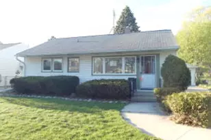 176 W Armour Ave, Milwaukee, WI 53207 - Photo 1