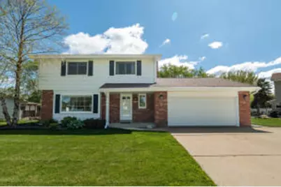 13935 W Thomas Dr, New Berlin, WI 53151 - Photo 1
