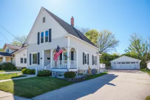 233 Kendall St, Burlington, WI 53105 - Photo 1
