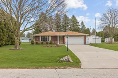 4319 N 50th St, Sheboygan, WI 53083 - Photo 1