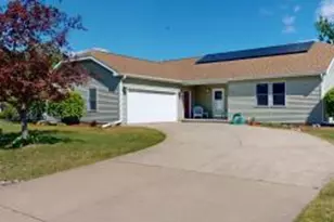 24328 Cardinal Ct, Trempealeau, WI 54661 - Photo 1