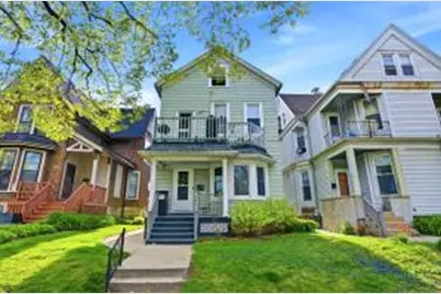 1671 N Marshall St, Milwaukee, WI 53202 - Photo 1
