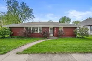 916 S Grand Ave, Waukesha, WI 53186 - Photo 1