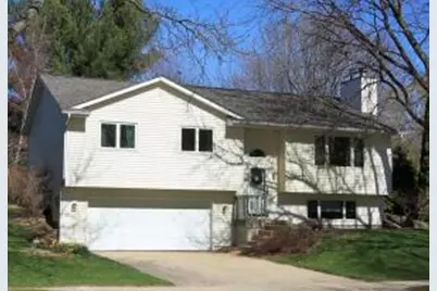 614  Engelhart Dr, Madison, WI 53713 - Photo 1